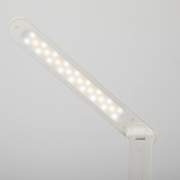 Светильник светодиодный настольный ЭРА NLED-495-5W-W аккумуляторный складной белый