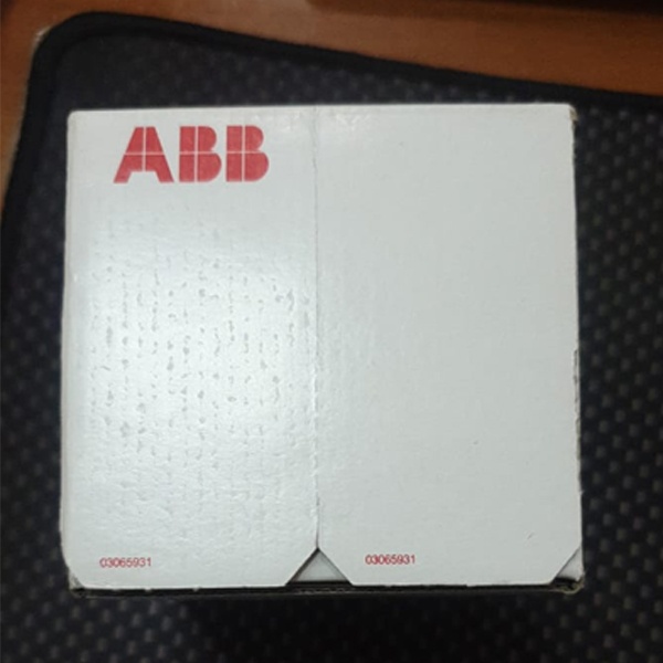 Трехфазное устройство защитного отключения ABB FH204 номинальный ток 40А, ток утечки 30mA, тип AC,  4 модуля