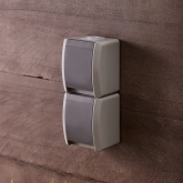 Блок из 2 розетки Kranz Industrial 2х2П+3 вертикальный открытой установки IP54 серый