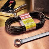 Трос стальной Rexant d2.5 мм в черной ПВХ изоляции, моток 20 метров