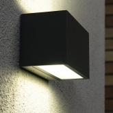 Фасадный светильник Ledvance Smart OUTD WI-FI Brick Wide RGBW/3000K DG 14W 600Lm 85x145x75mm