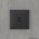 HDMI розетка одинарная в стену DKC Avanti тип А-А, черный матовый