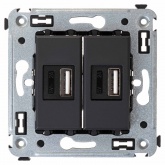 Зарядное устройство USB DKC Avanti в стену 5В,2,1А, черный матовый