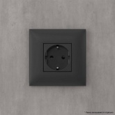 Розетка в стену DKC Avanti 2P+E со шторками черный матовый