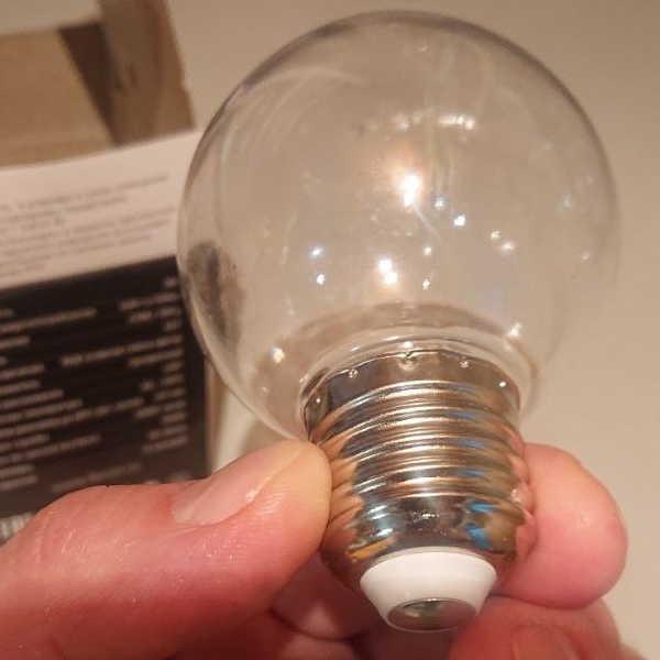 Светодиодная энергосберегающая лампочка для декоративного освещения, мощностью 3 Ватта, с цоколем E27, RGB свечение, прозрачная колба