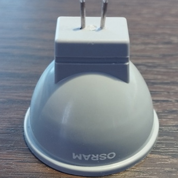 Светодиодная, низковольтная, лампочка акцентного освещения Осрам, мощностью 4,5 Ватт, с цоколем GU4, теплый свет