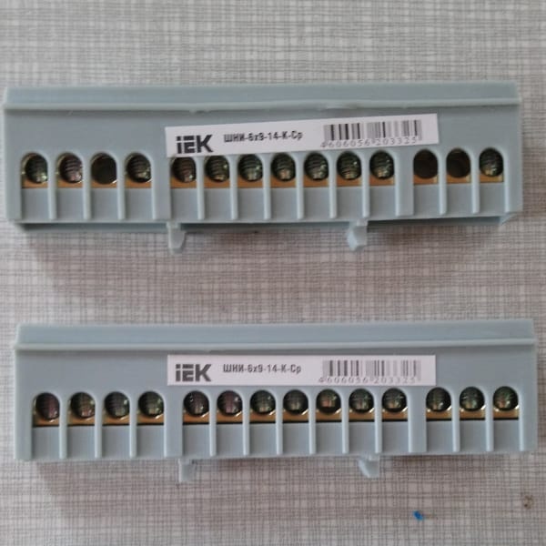 Шина L фазная в корпусном изоляторе на DIN-рейку ШНИ-6х9-14-К-Ср ИЭК