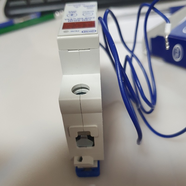 Устройство защиты от скачков напряжения УЗМ-50ЦМ