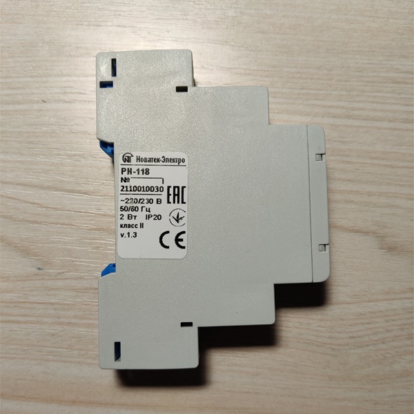 Однофазное реле напряжения PH-118 мощность нагрузки до 2,3 кВт (ток до 10 А)