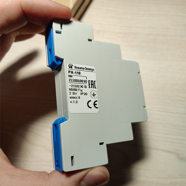 Однофазное реле напряжения PH-118 мощность нагрузки до 2,3 кВт (ток до 10 А)
