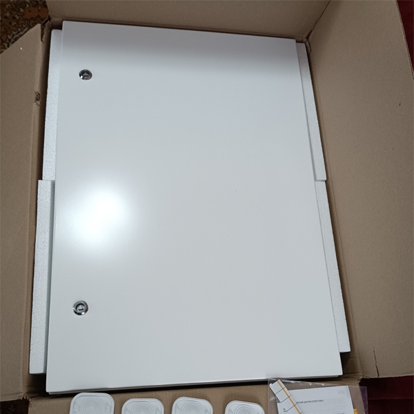 Накладной влагозащищенный электрощит ИЭК двухсекционный 120 модулей со сплошной дверцей