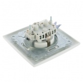 Розетка 1-местная с заземлением со шторками EKF PROxima с крышкой 16А Валенсия белый