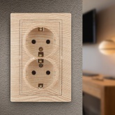 Розетка Intro 2х2P+E Schuko 16А 250В IP20 Plano, сосна 1-205-11