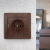 Розетка Intro 2P 16А 250В IP20 Plano, венге 1-201-10