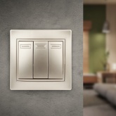 Выключатель трехклавишный Intro 10А 250В IP20 Plano, шампань 1-106-04