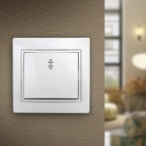 Переключатель Intro 10А 250В IP20 Plano, белый 1-103-01