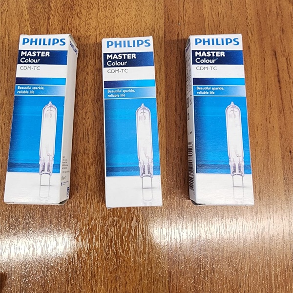 Газоразрядная лампа высокого давления мощностью 35 Вт с цоколем G8,5 теплого белого света