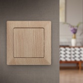 Выключатель Intro 10А-250В Solo, сосна 4-101-11