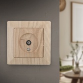 Розетка TV Intro одиночная Solo, сосна 4-301-11