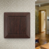 Выключатель тройной Intro 10А-250В Solo, венге 4-106-10