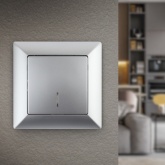 Выключатель с подсветкой Intro 10А-250В Solo, алюминий 4-102-03