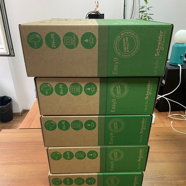 Распределительный электрощит Систем Электрик Easy9 скрытой установки 12 модулей прозрачная дверь шины N+PE