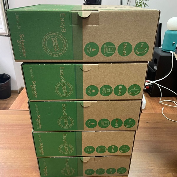 Распределительный электрощит Систем Электрик Easy9 скрытой установки 12 модулей прозрачная дверь шины N+PE