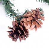 Еловый шлейф с шишками Neon-Night Длина 270 см, диаметр 41 см