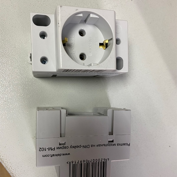 Двухмодульная розетка с заземлением, на DIN рейку, 230 Вольт 16 Ампер, Декрафт.