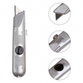 Нож Rexant с трапециевидным выдвижным лезвием