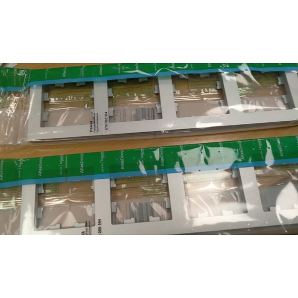 Рамка 4-постовая универсальная цвета алюминий для выключателей и розеток Атлас Дизайн