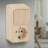 Накладной блок Intro Quadro (2P+E+1-й выключатель) вертикальный IP20 сосна 2-705-11 (5056183753474)