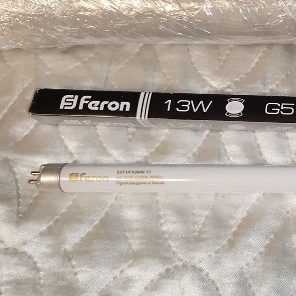 Двухцокольная лампа-трубка люминесцентная ЛЛ Т5 мощностью 13 Вт с цоколем G5 холодного света для ЭПРА