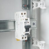 Дифференциальный автомат ИЭК  ARMAT B06S 1P+N В16А 30мА тип А однофазный электронный 6кА 1 модуль (дифавтомат, АВДТ)