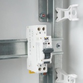 Дифференциальный автомат ИЭК  ARMAT B06S 1P+N C20А 30мА тип АС однофазный электронный 6кА 1 модуль (дифавтомат, АВДТ)