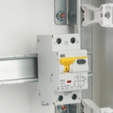 Дифференциальный автомат ИЭК АВДТ32 В16А 1П+Н 10мА тип А однофазный электронный 6кА (дифавтомат, АВДТ)