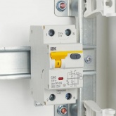 Дифференциальный автомат ИЭК АВДТ32 C40А 1П+Н 30мА тип А однофазный электронный 6кА (дифавтомат, АВДТ)