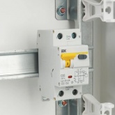 Дифференциальный автомат ИЭК АВДТ32 C32А 1П+Н 30мА тип А однофазный электронный 6кА (дифавтомат, АВДТ)