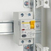 УЗО ИЭК ВД1-63S 2Р 32А 300мА тип AC селективное (ВДТ)