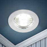 Светильник встраиваемый литой ЭРА простой MR16 12V/220V max 50W KL1 WH белый (5055398623800)