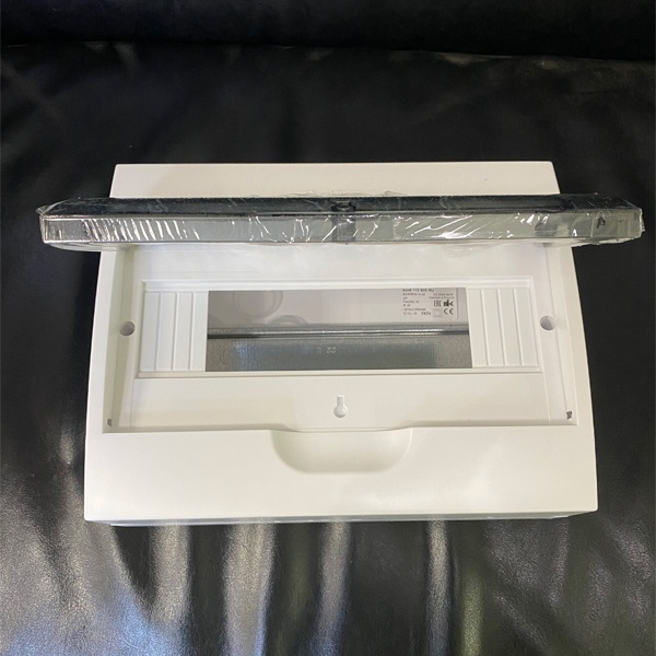 Накладной электрощит Систем Электрик Easy9 12 модулей прозрачная дверь шины N+PE