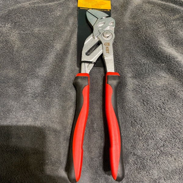 Клещи переставные - гаечный ключ длиной 260 мм, с кнопочной фиксацией, с двухкомпонентными ручками