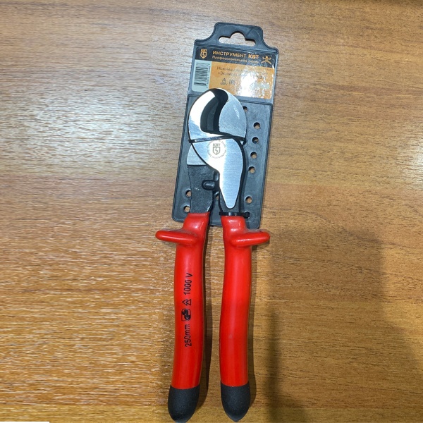 Ножницы диэлектрические для резки проводов НКи-16 КВТ