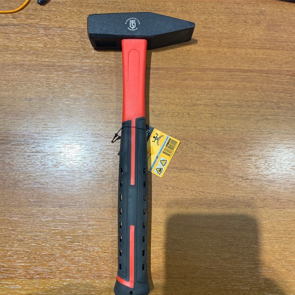 МС-600 молоток слесарный длиной 320 мм