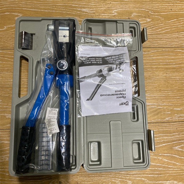 Гидравлический пресс ПГР-120 КВТ для опрессовки медных и алюминиевых наконечников с сечением от 10 мм2 до 120 мм2.