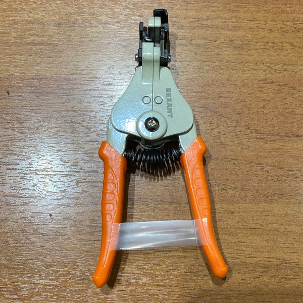 Инструмент Рексант HT-369 C для снятия внешней тефлоновой, силиконовой и ПВХ изоляции