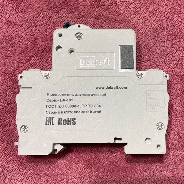 Однополюсный модульный электрический автомат Шнайдер Электрик 16А