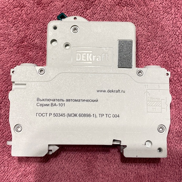 Однополюсный модульный электрический автомат Шнайдер Электрик 3А