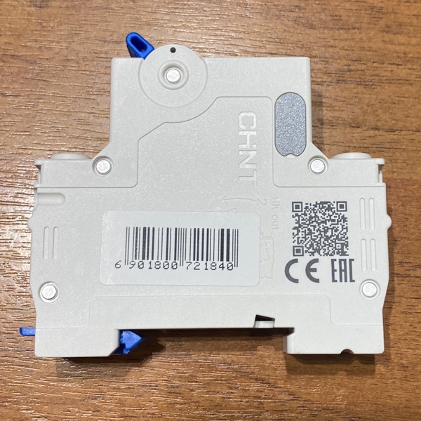 Однополюсный модульный автомат ЧИНТ с уставкой типа D, номинальная нагрузка 3 Ампера, ПКС 6 кА