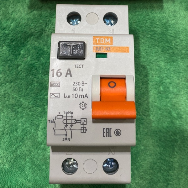 Однофазный выключатель дифференциального тока ВД1-63 ТДМ, номинальный ток 16 ампер, 10 мА класс AC
